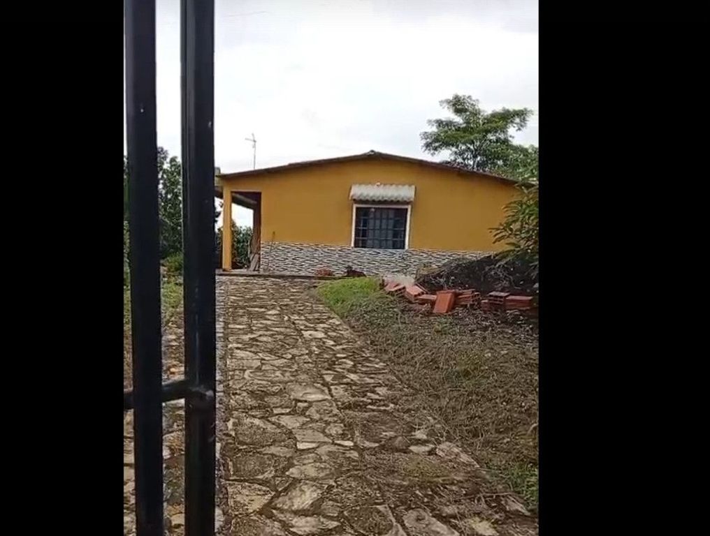 FINCA\/GRANJA EN VENTA