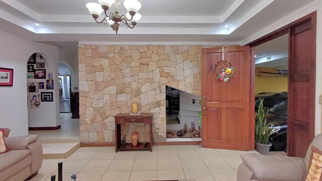 Venta de Casa en Curridabat, San José. RAH 26-225
