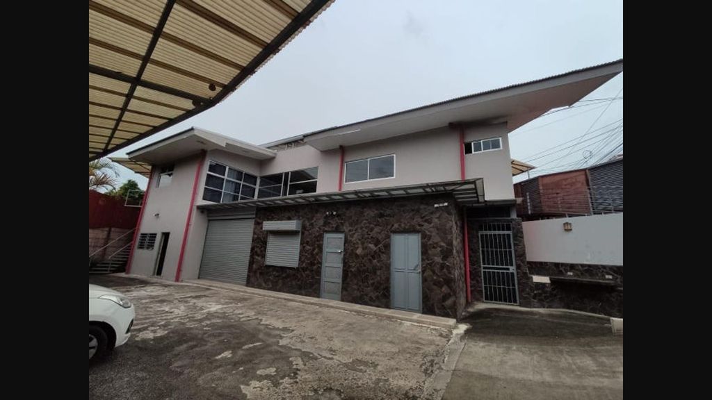 Venta de Edificios en Ipís - Goicoechea