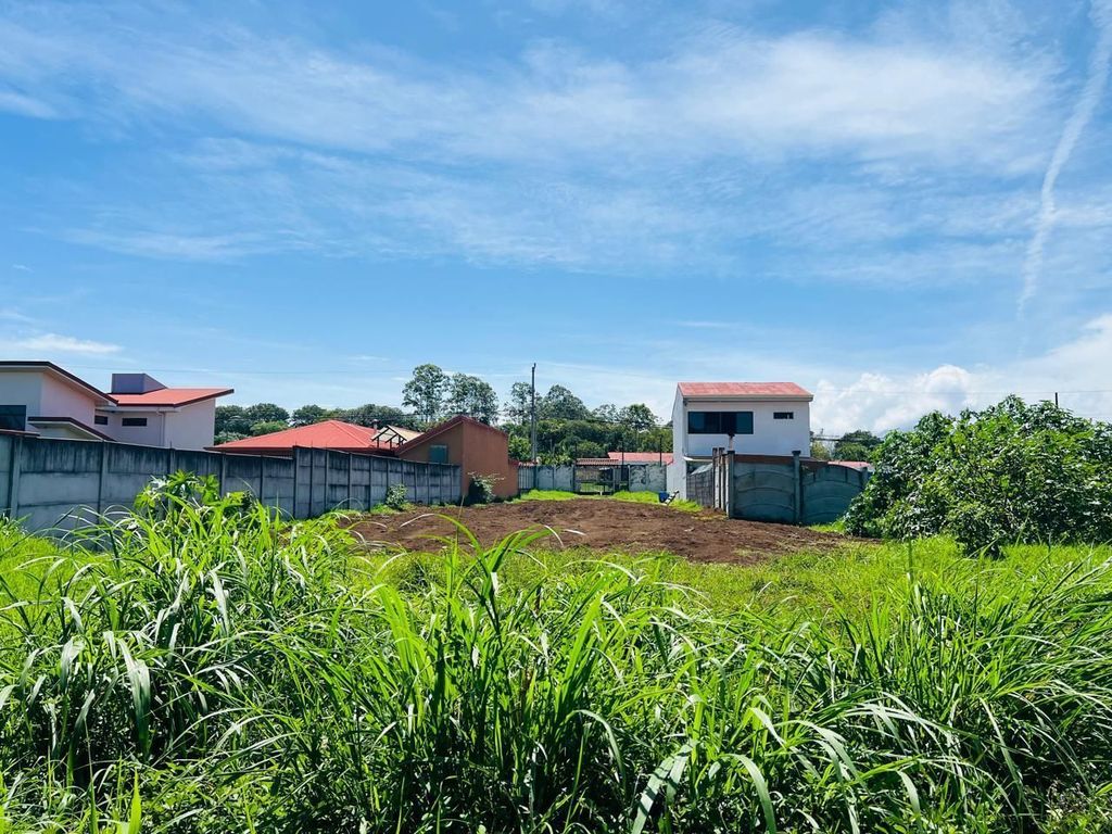 Venta de Lote en San Rafael de Heredia. RAH 26-219