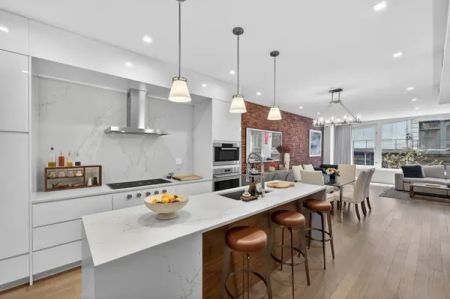 17 East 17th Street