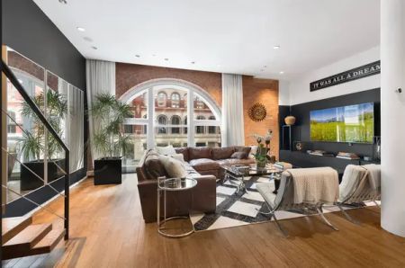 21 Astor Place