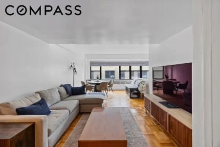 210 East 36th Street