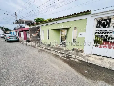 25-20711 ¡venta De Amplia Casa En Villas Athenea, La Morita - Oportunidad De Inversión Con Terreno De 200m²! Mord