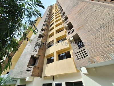 26-10287 Apartamento en Venta en una zona muy cotizada La Trigaleña Alta Valencia Picture 2 of 20