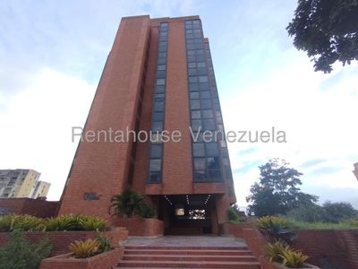 26-8845 En venta moderna oficina de 80.51 M2 amoblada  Lomas del Este