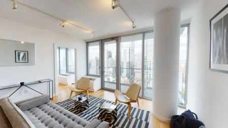 300 Ashland Place