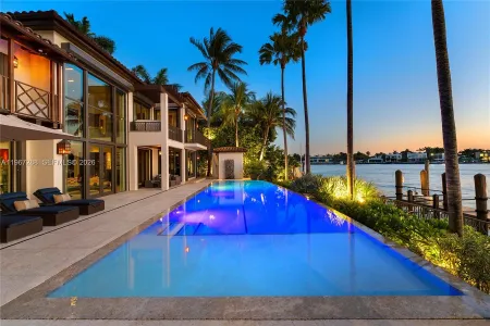 34 W Di Lido Dr, Miami Beach, FL 33139