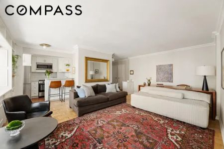 39 Gramercy Park North