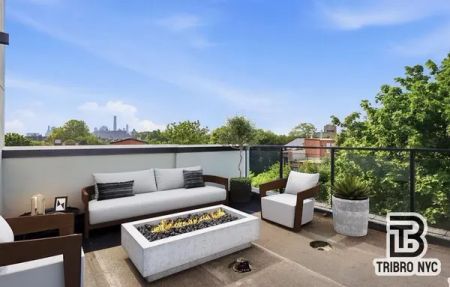 463 Lexington Avenue