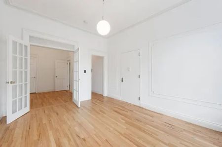 605 Vanderbilt Avenue