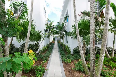 643 Jefferson Ave APT 11, Miami Beach, FL 33139