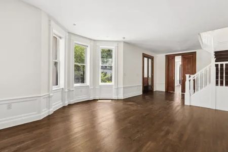 72 Hamilton Terrace
