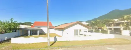 Á VENDA - 100m² de área privativa, 2 quartos, Semi Mobilida - Praia de Fora / Palhoça