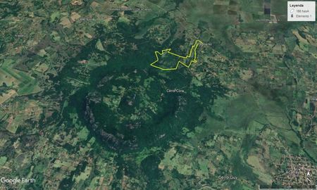 ACAHAY DEPARTAMENTO DE PARAGUARI VENDO 166 HECTÁREAS SOBRE ASFALTO CON VIVIENDA E INFRAESTRUCTURAS.