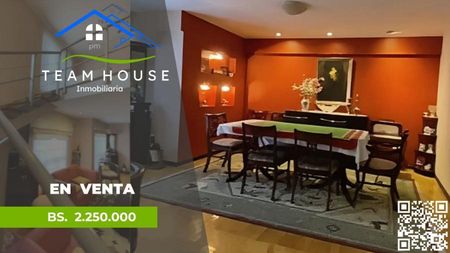 ACHUMANI, bello penthouse dúplex en venta