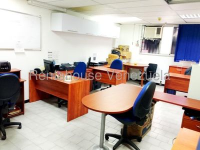Ajr Edificio Comercial En Venta En Guarenas 25-14378 Yg