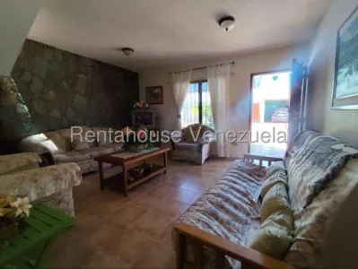 Ajr Townhouse En Venta En Guacuco 25-18385 Yg