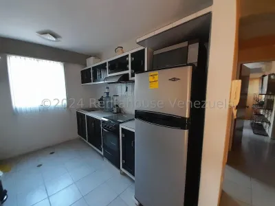 *al/ Apartamento Amoblado En Venta Av. Intercomunal Cabudare Lara, Venezuela/ajlòpez/ # Còd. # 25-4560/ 2 D/ 2 B/ 76 M²