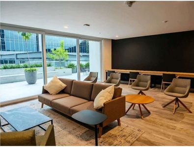  Alquila Apartamento en Avenida Escazú, con linea blanca .