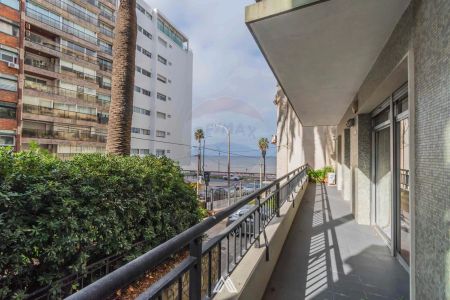 Alquila Apto 3 dorm y 3 baños, Pocitos, vista mar