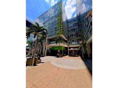 Alquilamos  colsultorio en piso 7 de Torre 1 Edificio VIDA