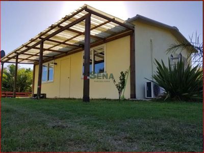 Alquiler anual de casa en Brio Buenos Aires, 2 dormitorios, baño.