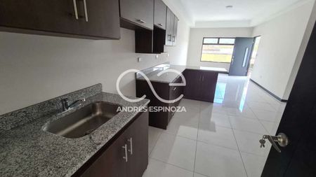  ALQUILER APARTAMENTO CARTAGO AE 0926 Foto 12 de 16