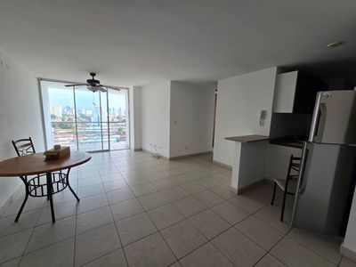  ALQUILER APARTAMENTO EN PH CENTRAL PARK, TRANSISTMICA Foto 2 de 9