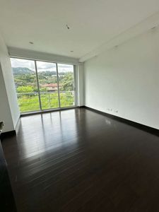  Alquiler Casa en Escazu Foto 1 de 17