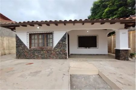 Alquiler casa en Lambare, Barrio San Isidro, Calle La Fortuna.