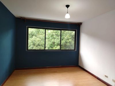 ALQUILER CASA INDEPENDIENTE $ 2.000 ESCAZU