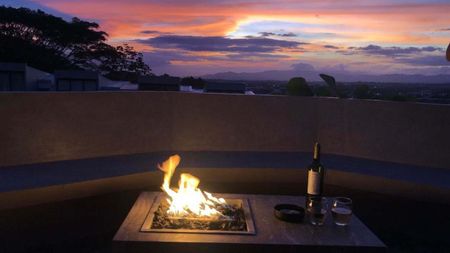  Alquiler casa moderna 3 habitaciones en condominio Guachipelín, Escazú Foto 2 de 13