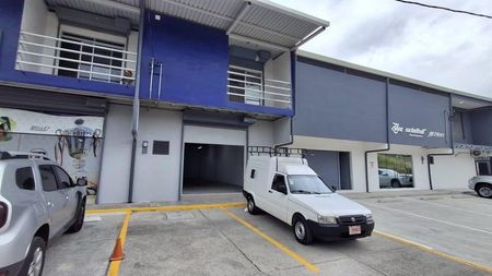 Alquiler Comercio Bodega Barrio Corazón de Jesús (MC)