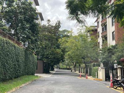 Alquiler de Apartamento en Condominio en San Rafael de Escazú