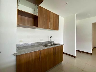  ALQUILER DE APARTAMENTO EN CURRIDABAT- GUAYABOS Foto 8 de 20