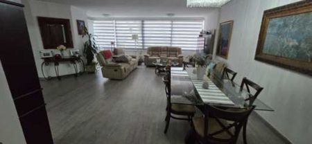  Alquiler de Apartamento en Obarrio LH Foto 2 de 15