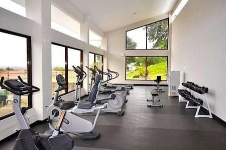 Alquiler de Apartamento en Uruca de Santa Ana. RAH 25-1996 Picture 6 of 10