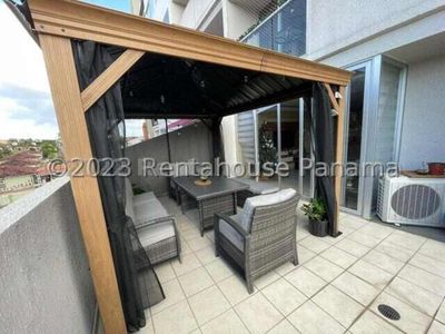 Alquiler de Apartamento en Villa Lucre