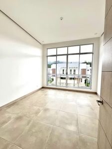  Alquiler de casa en Condominio Ayarco 385