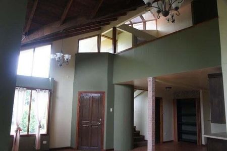 Alquiler de Casa en San Jerónimo de Moravia. Foto 4 de 10