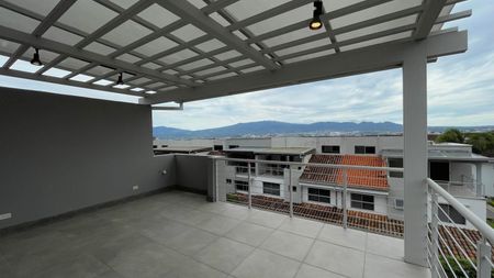 Alquiler de Casa en San Rafael de Escazú. RAH 25-1972 Foto 8 de 10