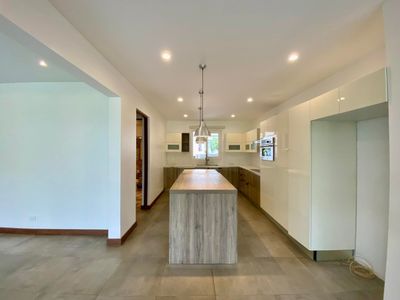 Alquiler de Casa en San Rafael de Escazú. RAH 26-128 Foto 3 de 10