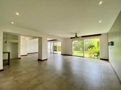 Alquiler de Casa en San Rafael de Escazú. RAH 26-128 Foto 2 de 10