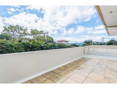   ¡Alquiler de casa moderna independiente en San José de la Montaña, Barva – Heredia!