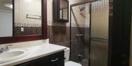 Alquiler de Casa semi amueblada en Sarchí  (venta 70 millones)