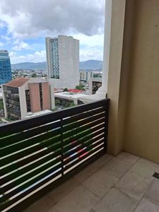  Alquiler de condominio en Torres del Lago