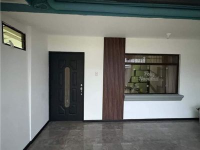  Alquiler de hermosa casa independiente, 4 hab en San Pedro Barva