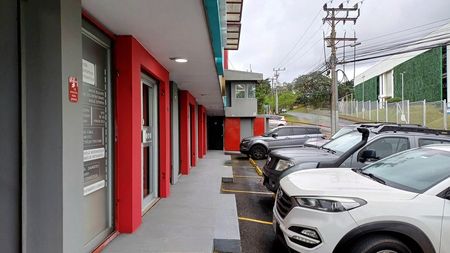 Alquiler de Local Comercial en Granadilla, Curridabat. RAH 25-925