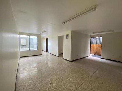 Alquiler de Local Comercial en Tibás, San José. RAH 25-1736 Picture 9 of 10